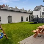 2 Bedroom Gorgeous In