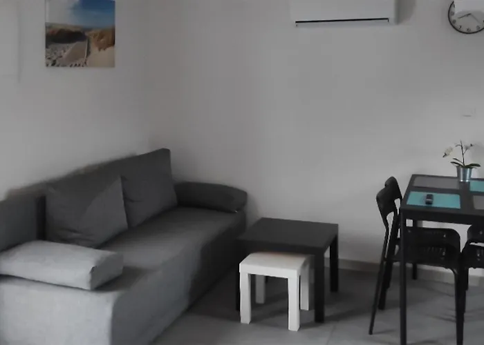 Gorgeous In With Wifi